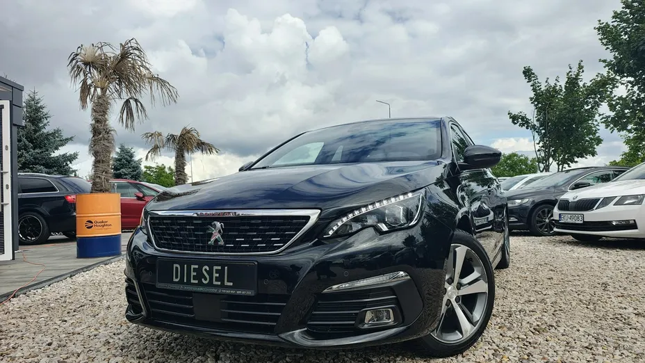 PEUGEOT 308 -