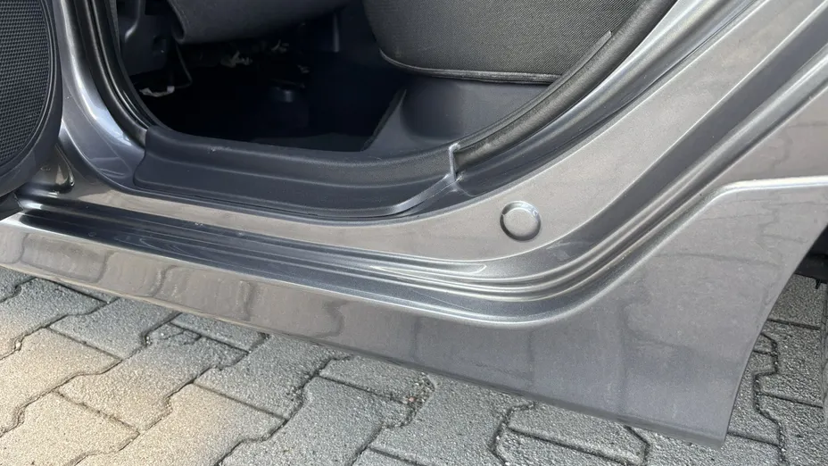 HYUNDAI i30 -