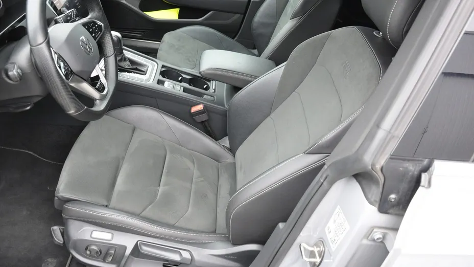 VOLKSWAGEN Arteon -