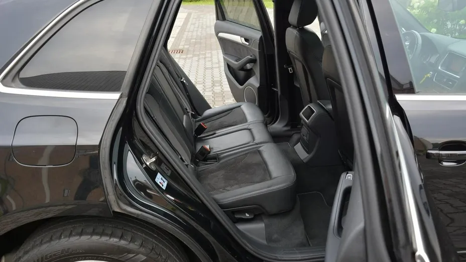AUDI Q5 -