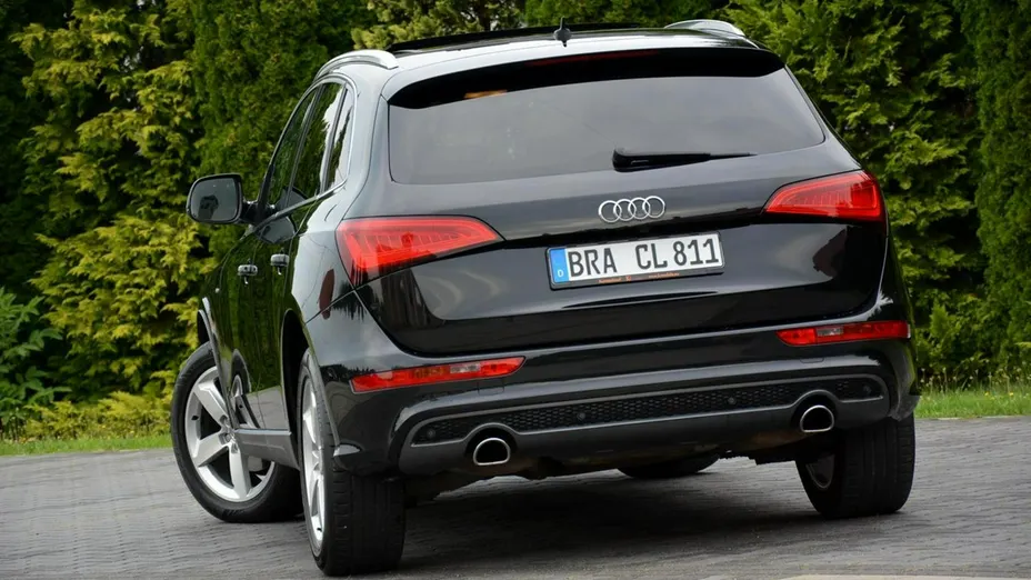 AUDI Q5 -