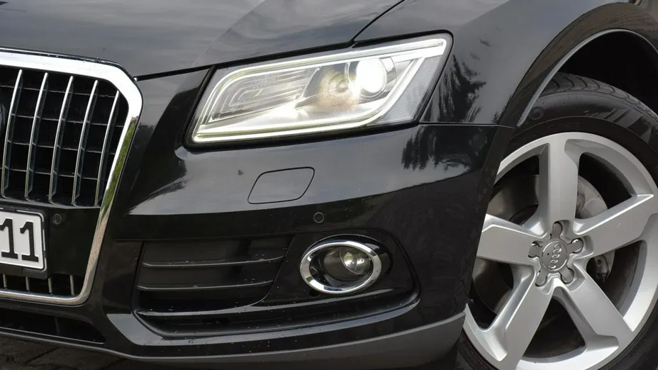 AUDI Q5 -