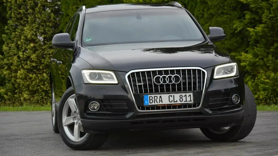 AUDI Q5 -