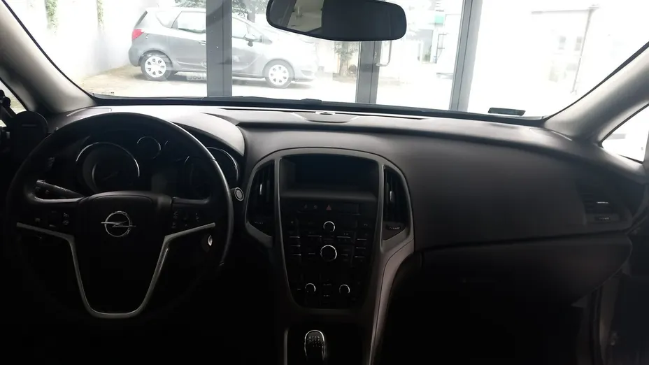 OPEL Astra -