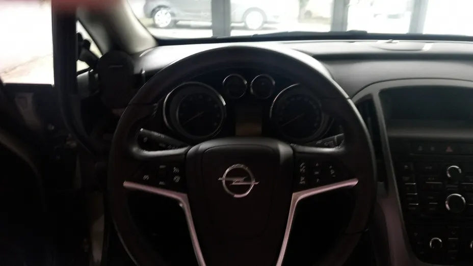 OPEL Astra -