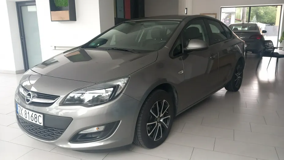OPEL Astra -