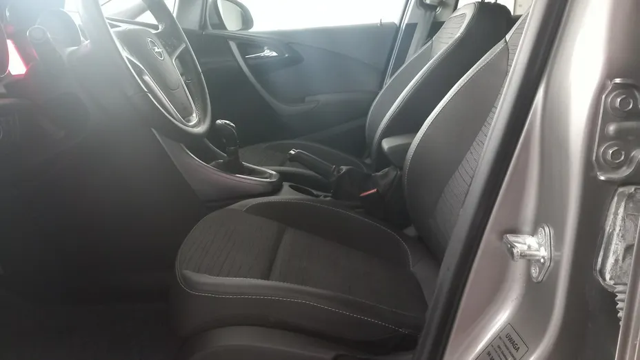 OPEL Astra -