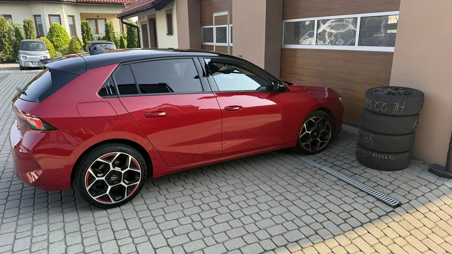 OPEL Astra -