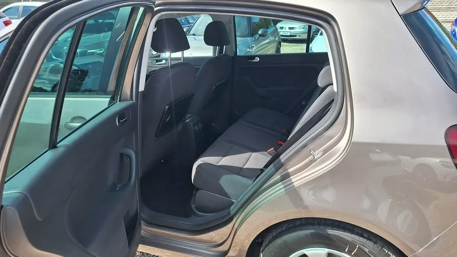 VOLKSWAGEN Golf Plus -