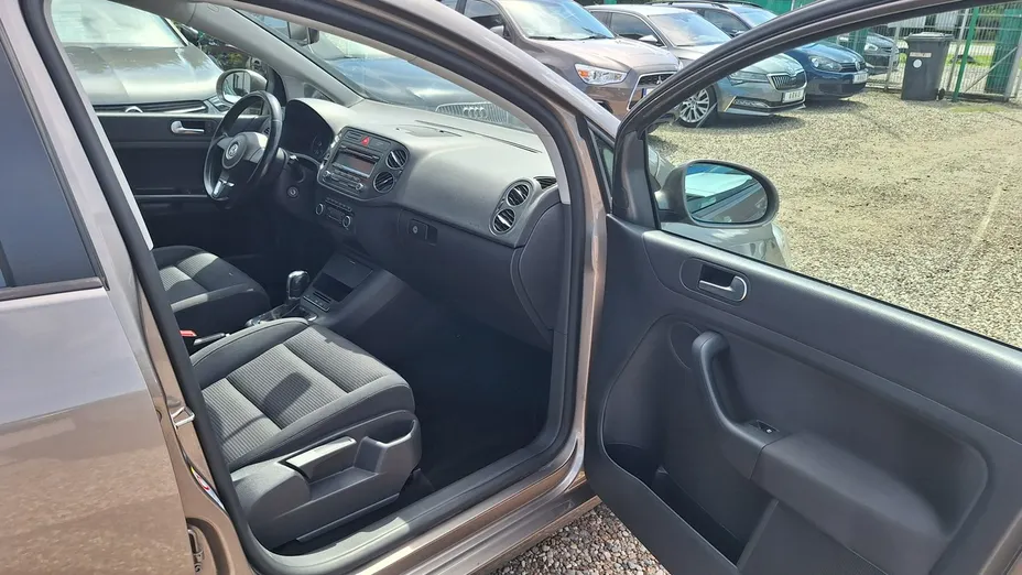 VOLKSWAGEN Golf Plus -