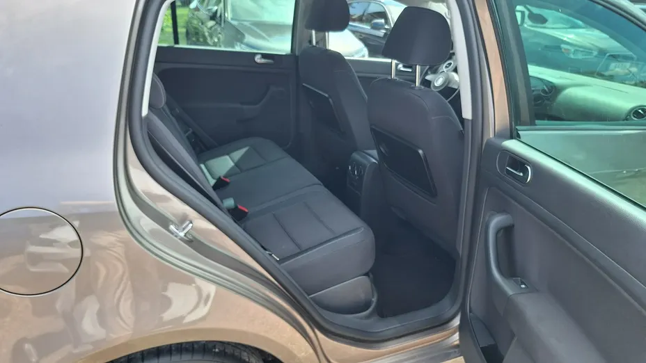 VOLKSWAGEN Golf Plus -