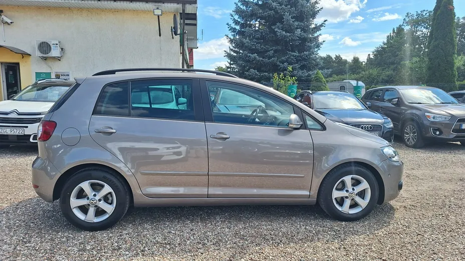 VOLKSWAGEN Golf Plus -
