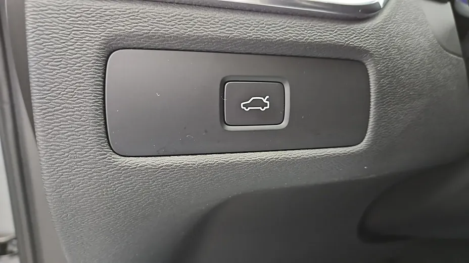 VOLVO XC60 -