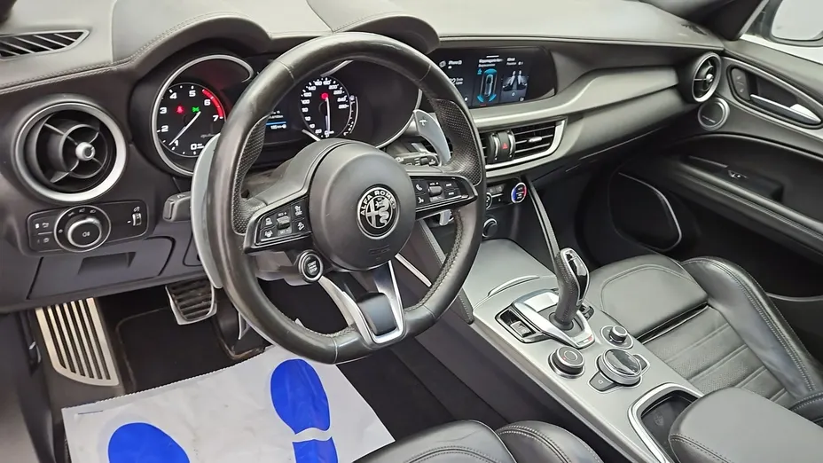 ALFA ROMEO Stelvio -