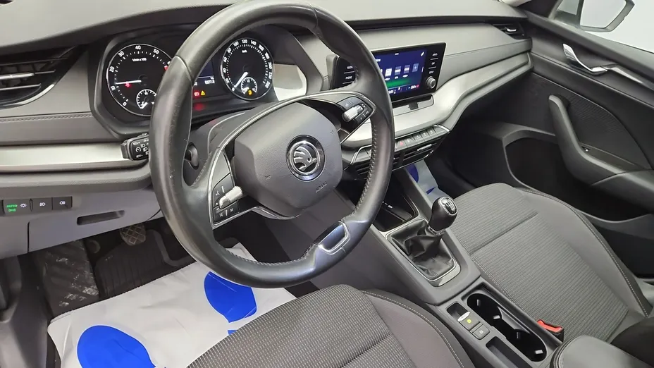 SKODA Octavia -