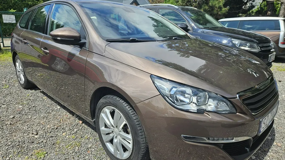 PEUGEOT 308 -