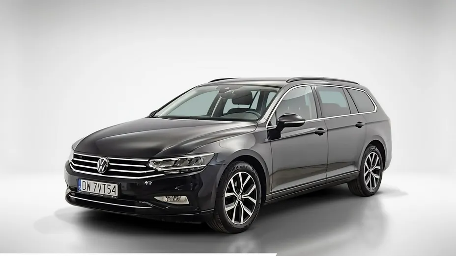 VOLKSWAGEN Passat -