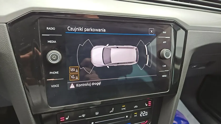 VOLKSWAGEN Passat -
