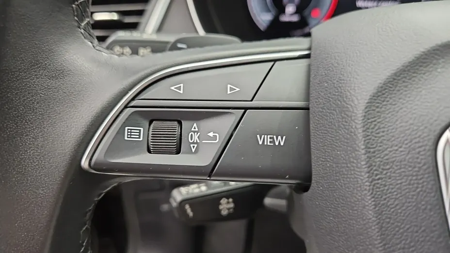 AUDI Q5 -