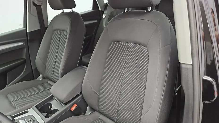 AUDI Q5 -