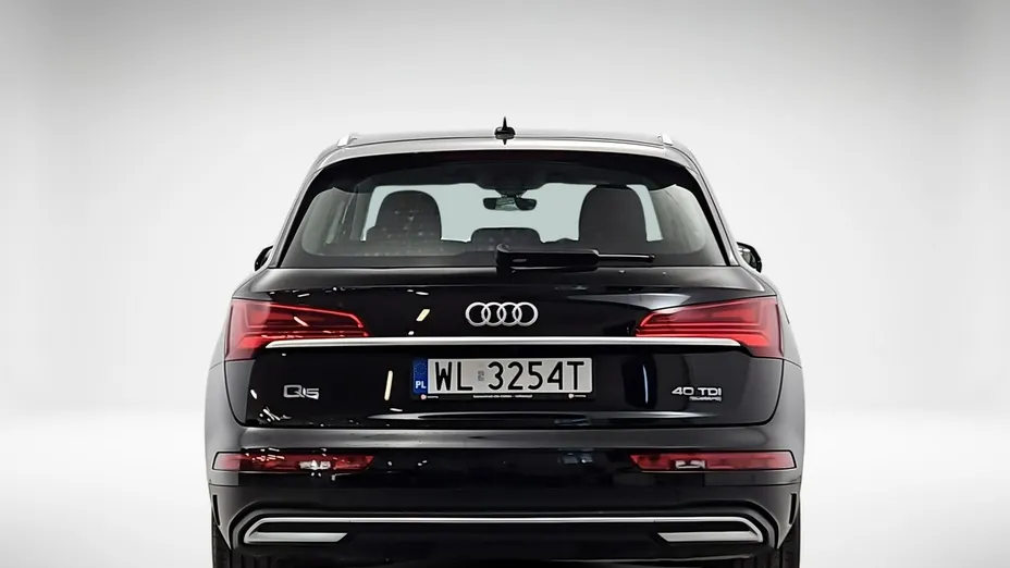 AUDI Q5 -