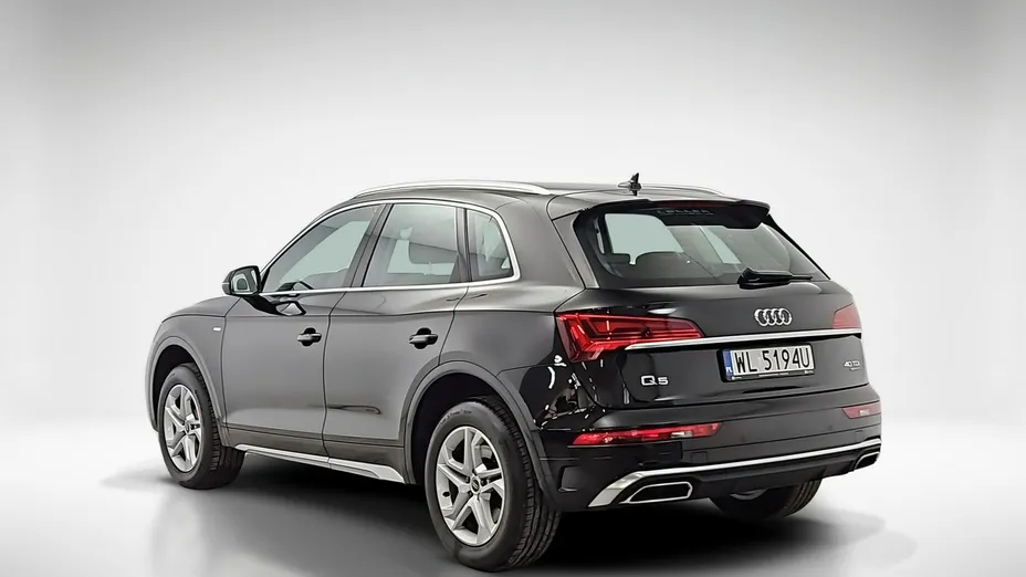 AUDI Q5 -