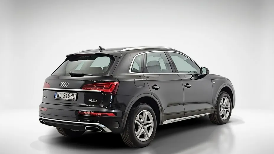 AUDI Q5 -