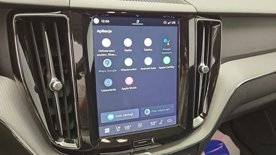 VOLVO XC60 -