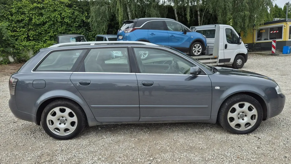 AUDI A4 -