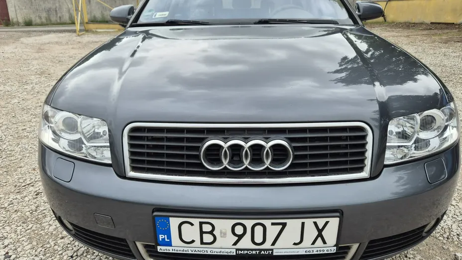 AUDI A4 -
