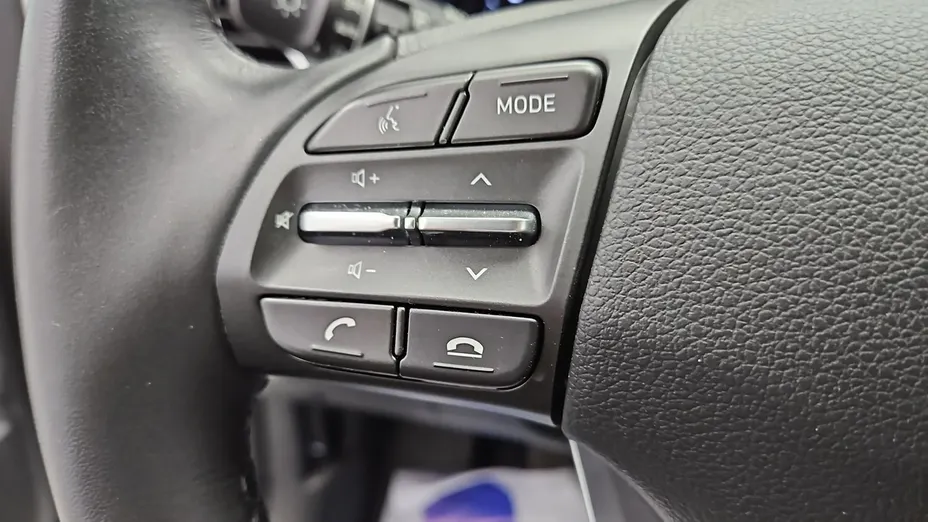HYUNDAI i30 -