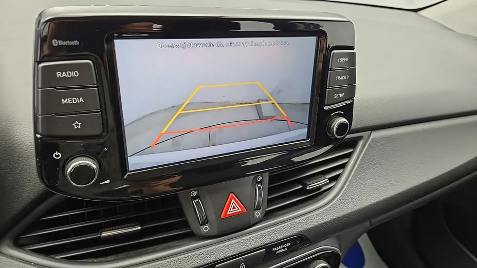 HYUNDAI i30 -