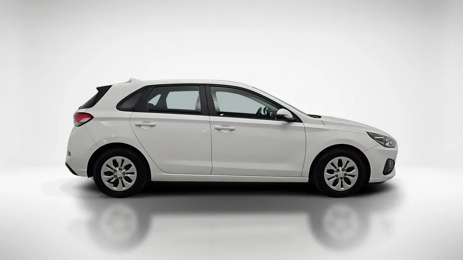 HYUNDAI i30 -