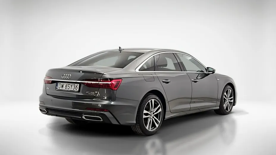AUDI A6 -