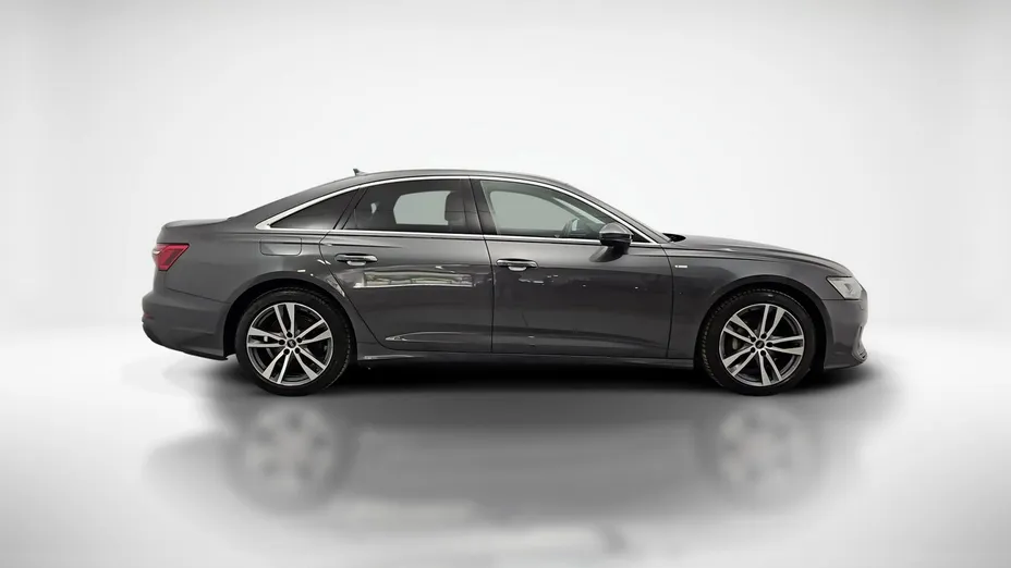 AUDI A6 -