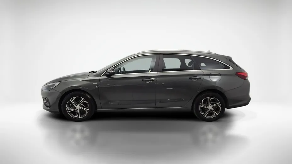 HYUNDAI i30 -