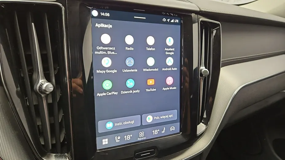 VOLVO XC60 -