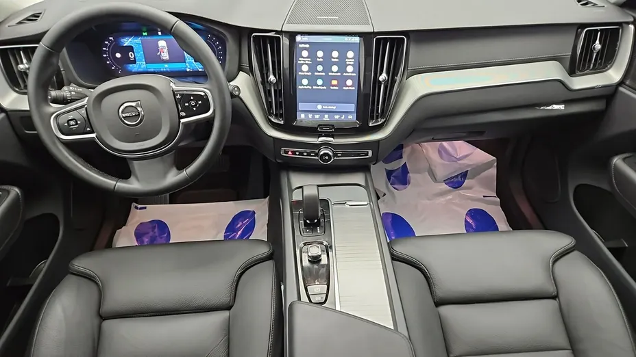 VOLVO XC60 -