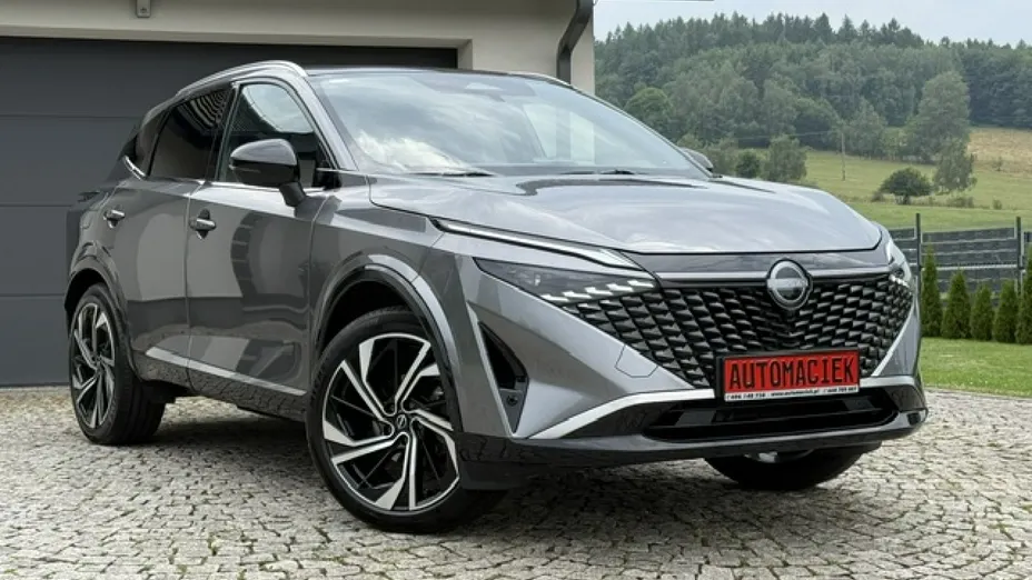 NISSAN Qashqai -
