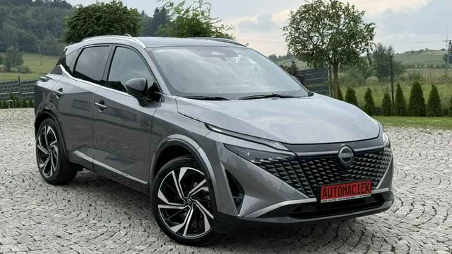 NISSAN Qashqai -