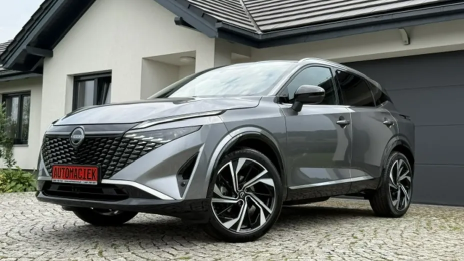NISSAN Qashqai -