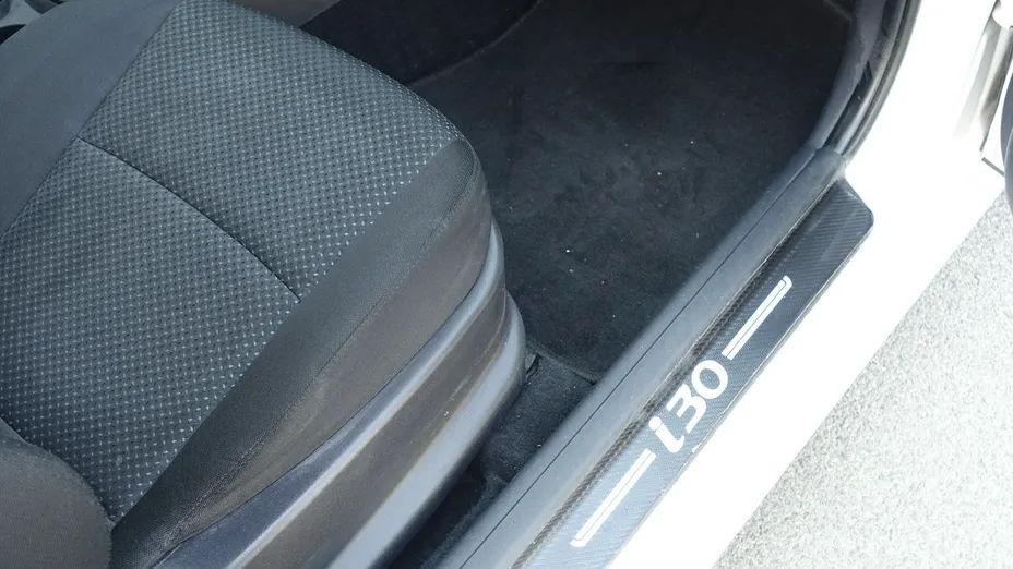HYUNDAI i30 -