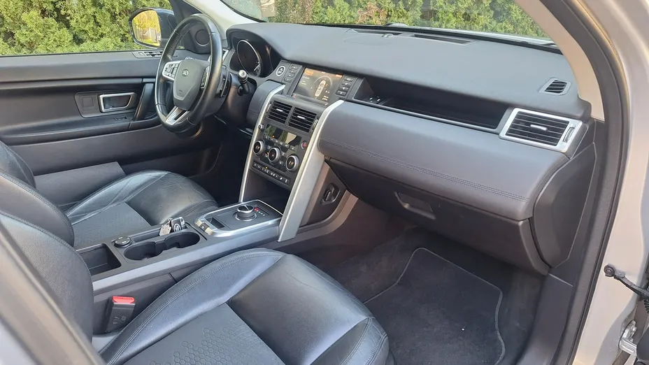 LAND ROVER Discovery Sport -
