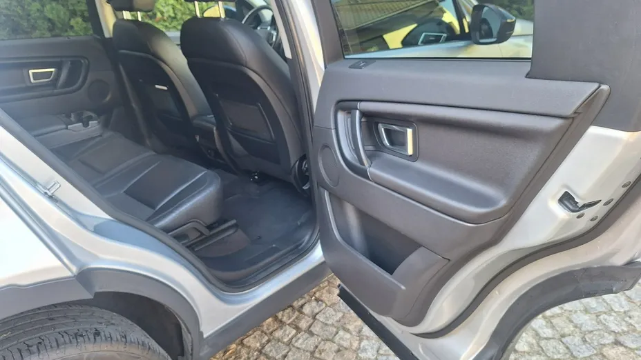 LAND ROVER Discovery Sport -