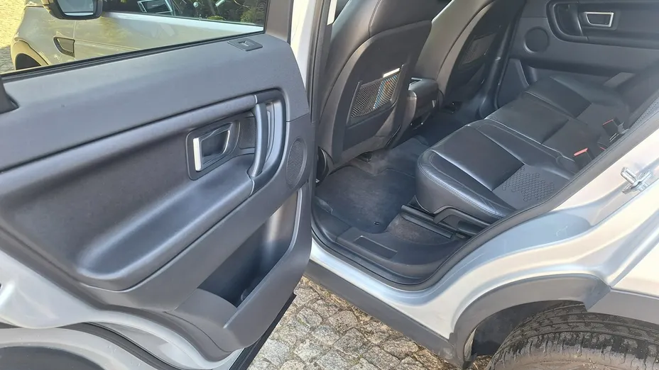 LAND ROVER Discovery Sport -