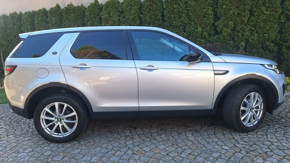LAND ROVER Discovery Sport -
