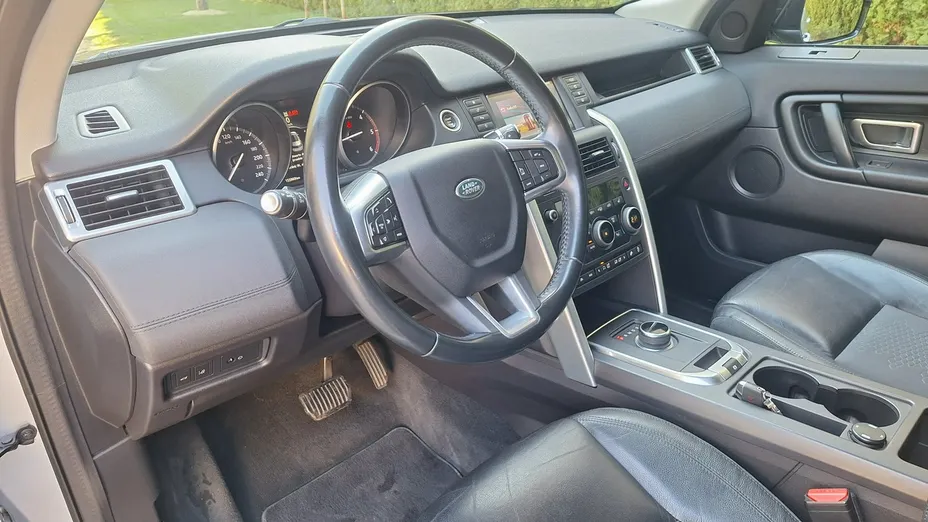 LAND ROVER Discovery Sport -