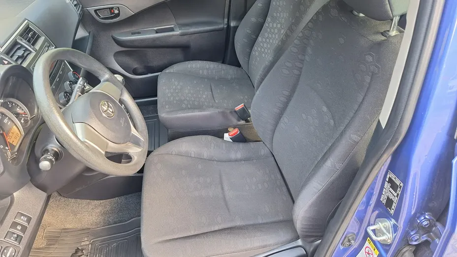 TOYOTA Verso-S -