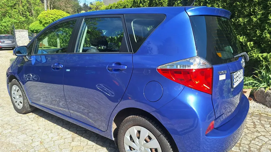 TOYOTA Verso-S -