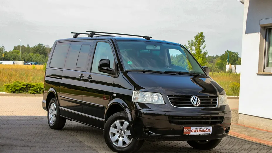 VOLKSWAGEN Multivan -